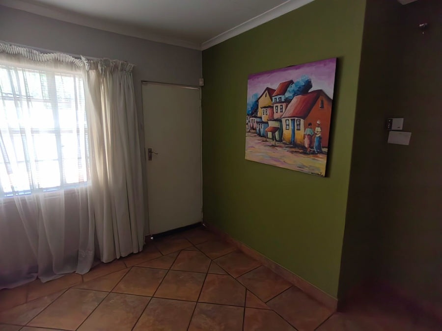 4 Bedroom Property for Sale in Parys Free State